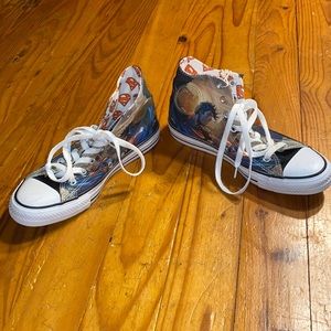 Superman converse size 8 womens